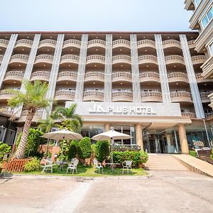 Sunday Ja Plus Hotel